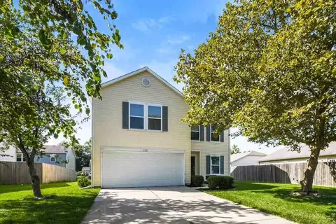 958 Streamside Dr, Greenfield, IN 46140
