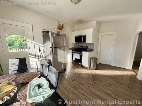 785 Somerville Ave #2, Cambridge, MA 02140