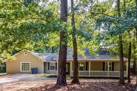400 Willow Ln, Mcdonough, GA 30253