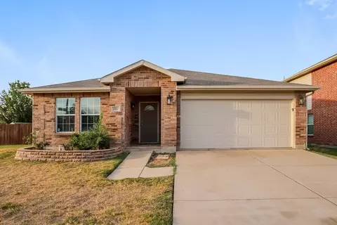 1920 Diamond Lake Trl, Justin, TX 76247