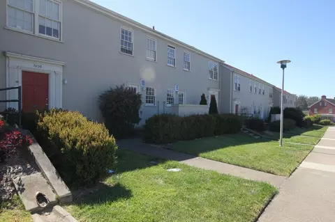 765 Portola St #C, San Francisco, CA 94129
