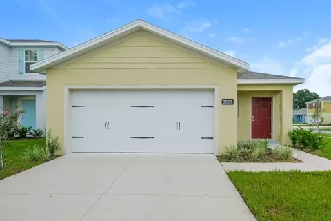 35227 Brienne St, Zephyrhills, FL 33541