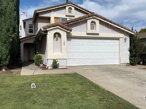 133 Majorca Cir #a, Sacramento, CA 95823