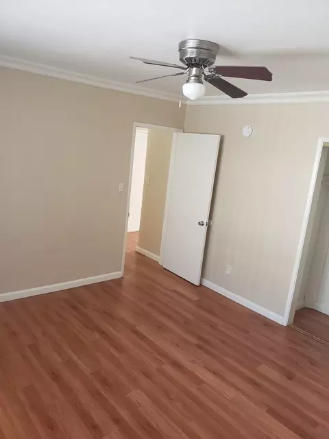 13541 Vanowen St, Los Angeles, CA 91405 photo 8