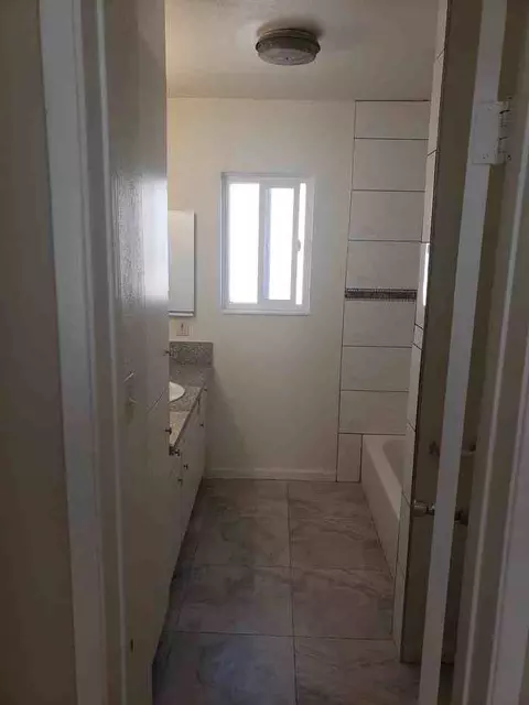 13541 Vanowen St, Los Angeles, CA 91405 photo 11