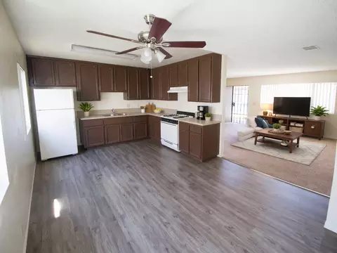 948 E Chase Ave, El Cajon, CA 92020