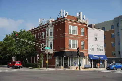 3559 N Ashland Ave #3R, Chicago, IL 60657