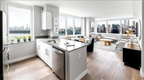 Undisclosed, New York, NY 11101