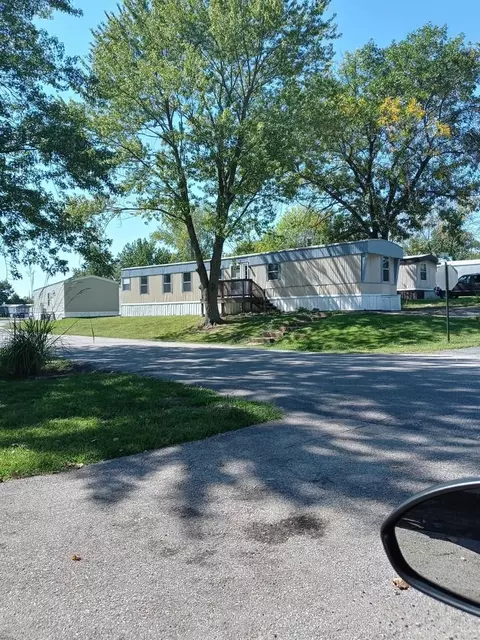 252 Golden Crest Dr #252, House Springs, MO 63051