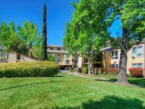 235 Camelback Rd, Pleasant Hill, CA 94523