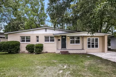 6511 Burgundy Rd S, Jacksonville, FL 32210