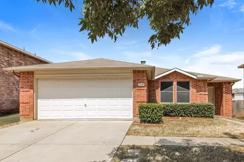 3343 Lipizzan Dr, Denton, TX 76210