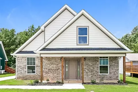 127 Hunts Mill Cir, Griffin, GA 30224