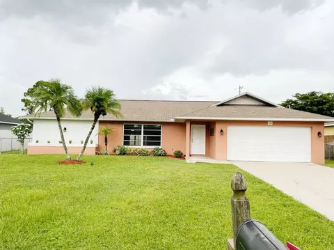 305 SW 29th St, Cape Coral, FL 33914