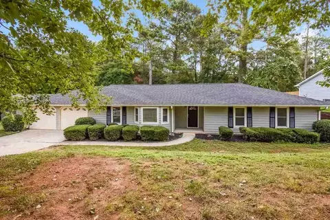 4371 S Landing Dr, Marietta, GA 30066