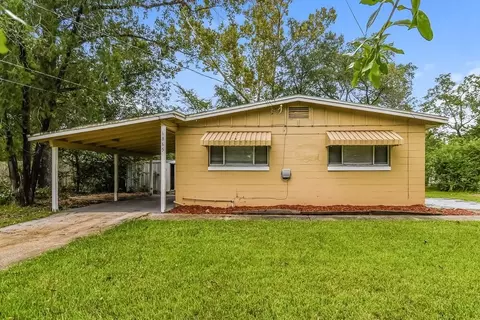 6865 Goldilocks Ln, Jacksonville, FL 32210