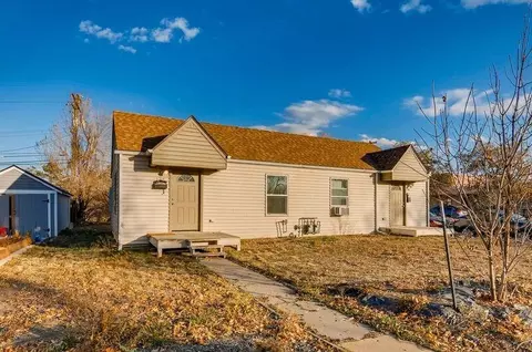 1902 Paris St, Aurora, CO 80010
