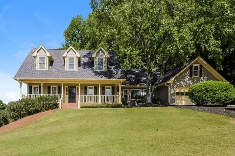 231 Amsterdam Dr SW, Lilburn, GA 30047