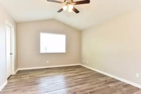 874 N Main St, Orem, UT 84057 photo 10