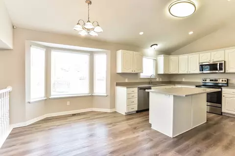 874 N Main St, Orem, UT 84057 photo 7