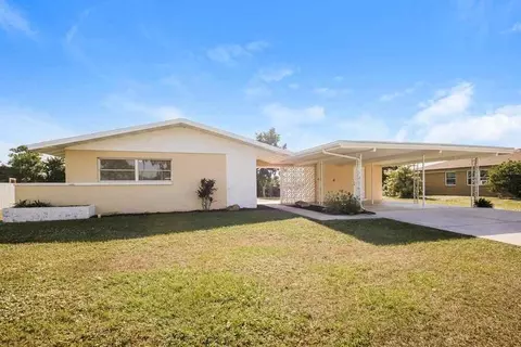 502 Leeland Heights Blvd E, Lehigh Acres, FL 33936