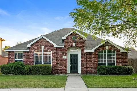 125 Hickman St, Cedar Hill, TX 75104