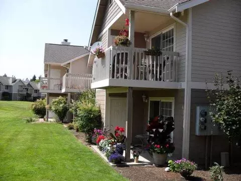 13118 Meridian E, South Hill, WA 98373