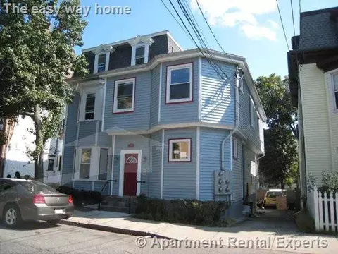 79 Walnut St #2R, Somerville, MA 02143