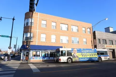3957 W Irving Park Rd #306, Chicago, IL 60618
