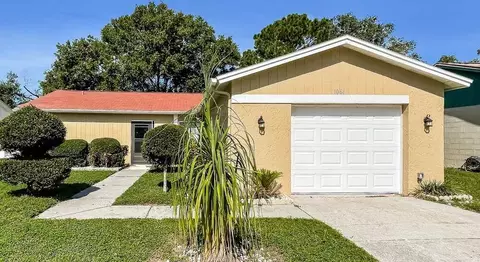 1064 Bridlewood Way, Brandon, FL 33511