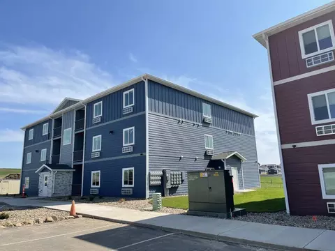 1050 Valley Dr #7, Rapid City, SD 57703