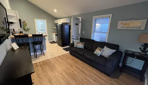 134 Ashworth Ave #rearup, Hampton, NH 03842