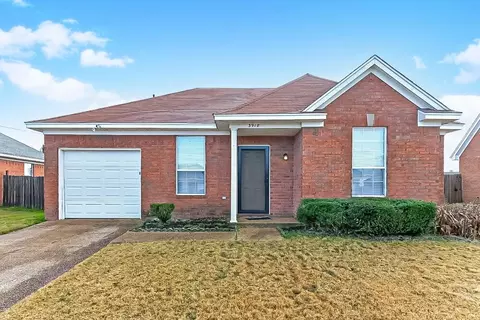 3918 Autumn Harvest Ln, Memphis, TN 38125