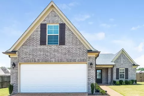 2733 Sapper Ln, Southaven, MS 38672