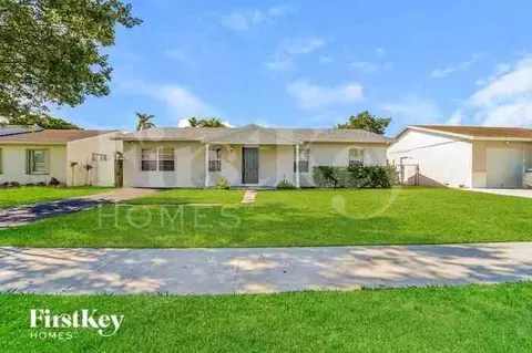7872 SW 4th Pl, North Lauderdale, FL 33068