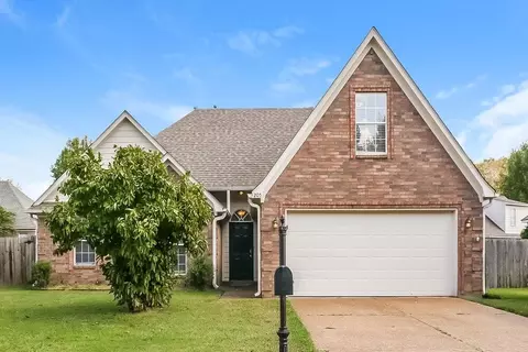 205 Cameron Dr, Oakland, TN 38060
