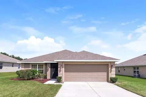905 Chestnut Dr, Fruitland Park, FL 34731