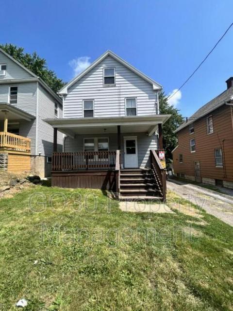 523 Gage St #2, Akron, OH 44311 | 23 Photos | MLS #50582179 - Movoto