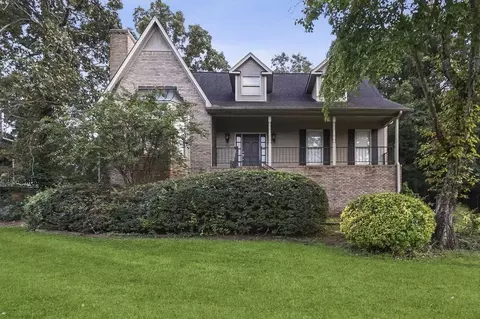 704 Southdale Cir, Hoover, AL 35244