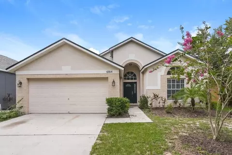 6814 Monarch Park Dr, Apollo Beach, FL 33572