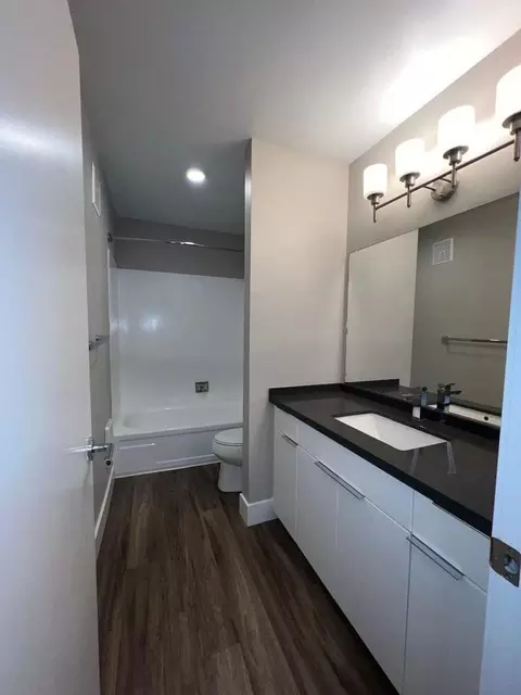 900 E Hillsdale Blvd, Foster City, CA 94404