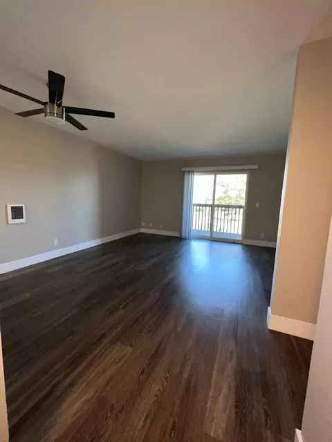 900 E Hillsdale Blvd, Foster City, CA 94404