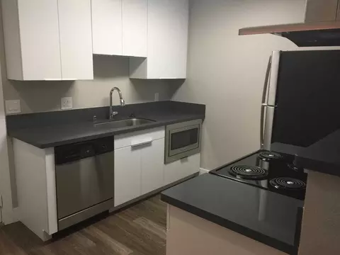 900 E Hillsdale Blvd, Foster City, CA 94404