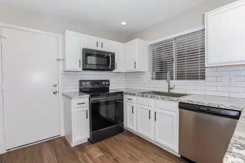 4353 E Chuckwalla Cyn, Phoenix, AZ 85044 photo 9