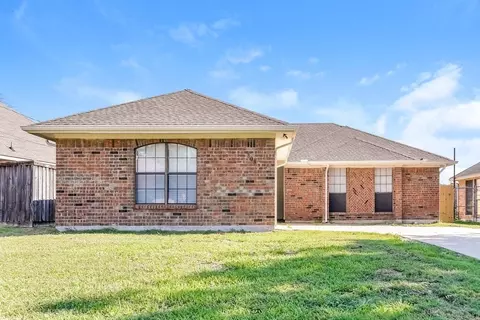 308 Southlake Dr, Forney, TX 75126