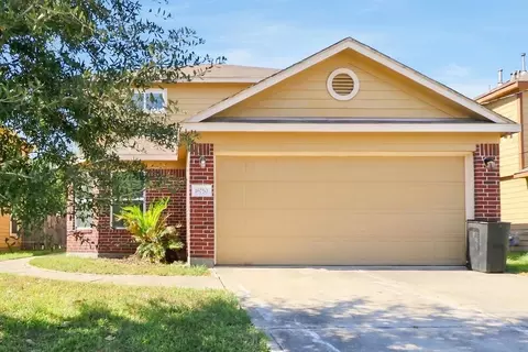 16750 Warbler Dr, Conroe, TX 77385