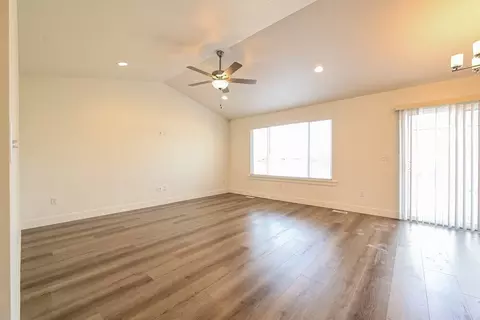 2363 E Spring St, Eagle Mountain, UT 84005 photo 6