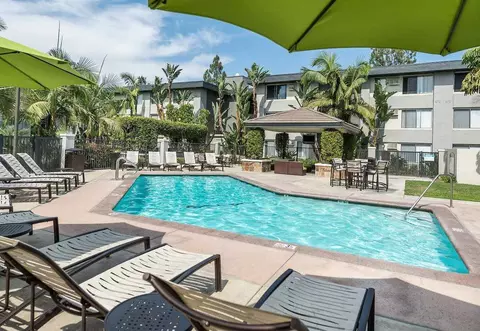 600 Langsdorf Dr, Fullerton, CA 92831