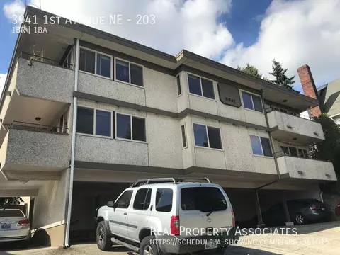 3941 1st Ave NE #203, Seattle, WA 98105