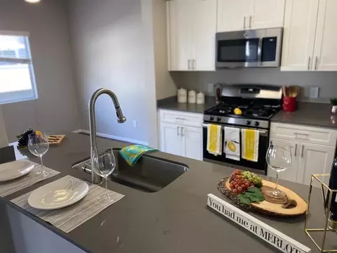 28401 Los Alisos Blvd, Mission Viejo, CA 92692